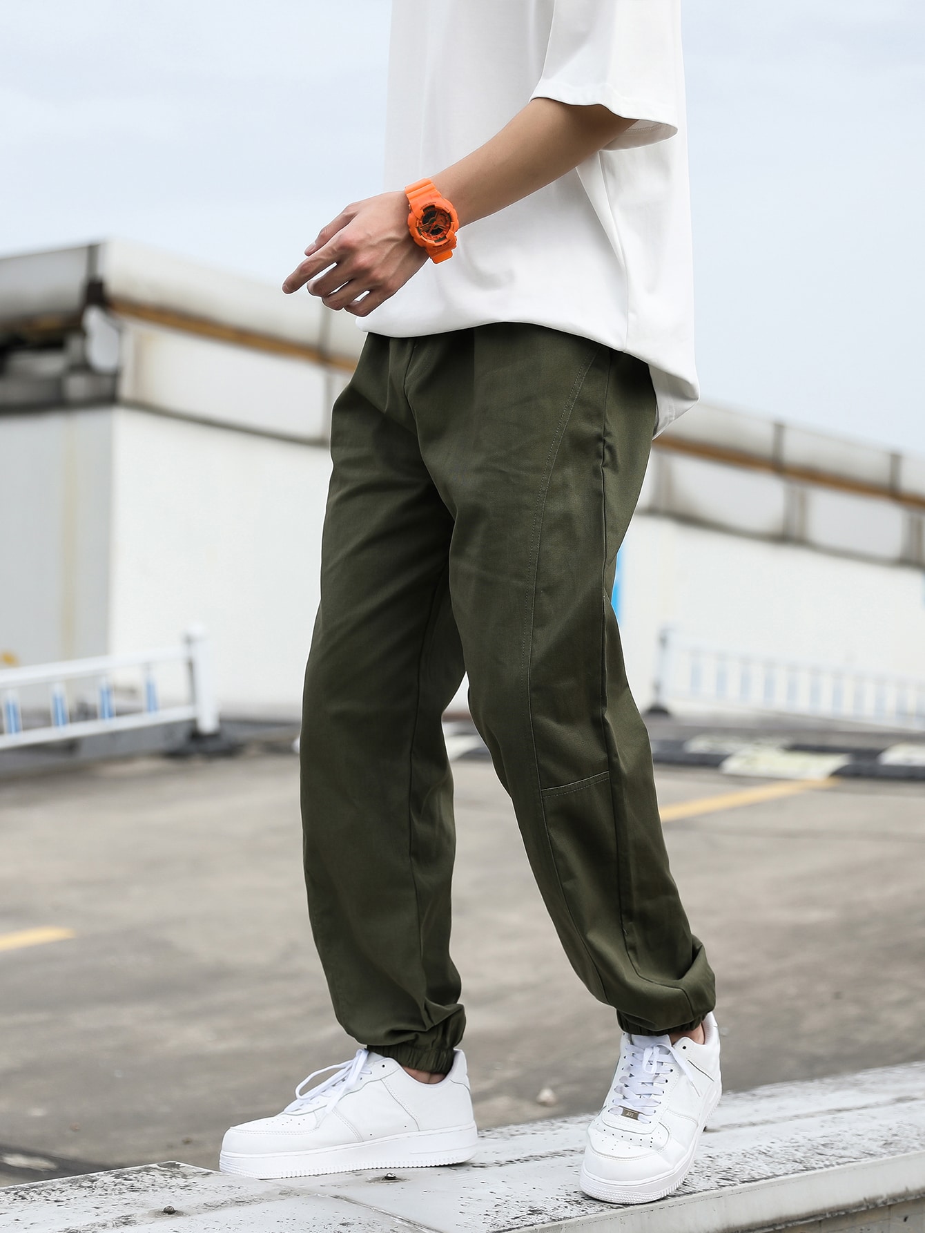 Guys Slant Pocket Tapered Pants