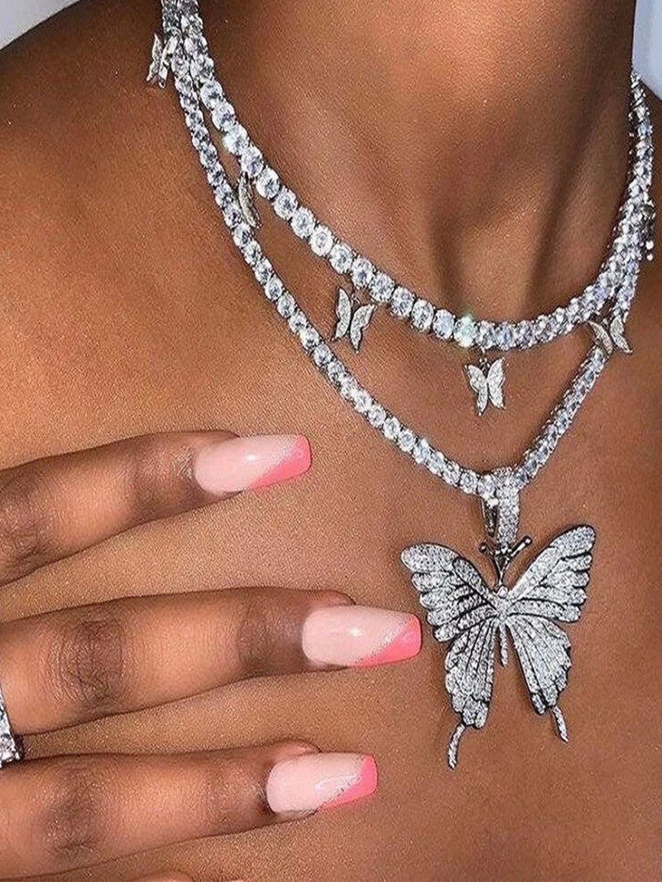 2pcs Rhinestone Decor Butterfly Design Necklace