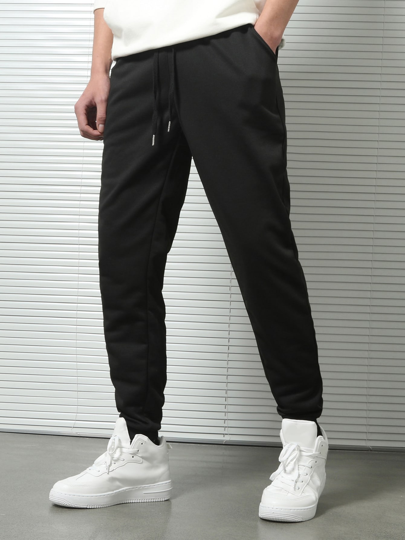 Guys Solid Slant Pocket Sweatpants