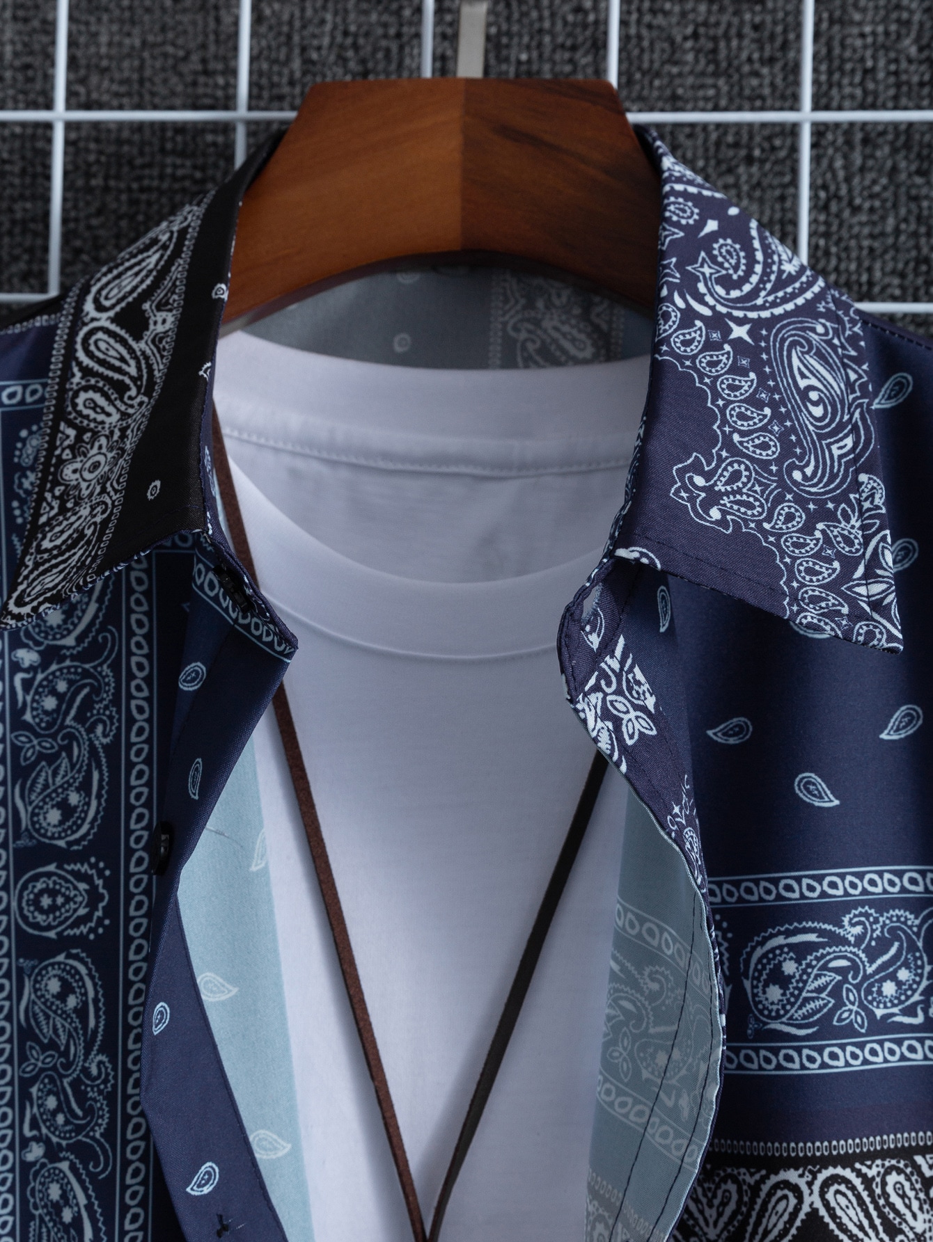 Guys Paisley & Scarf Print Shirt Without Tee
