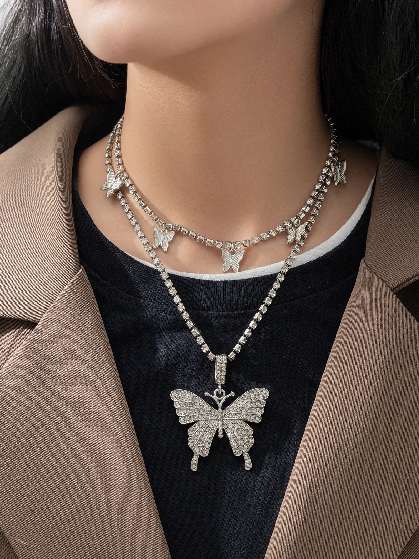 2pcs Rhinestone Decor Butterfly Design Necklace