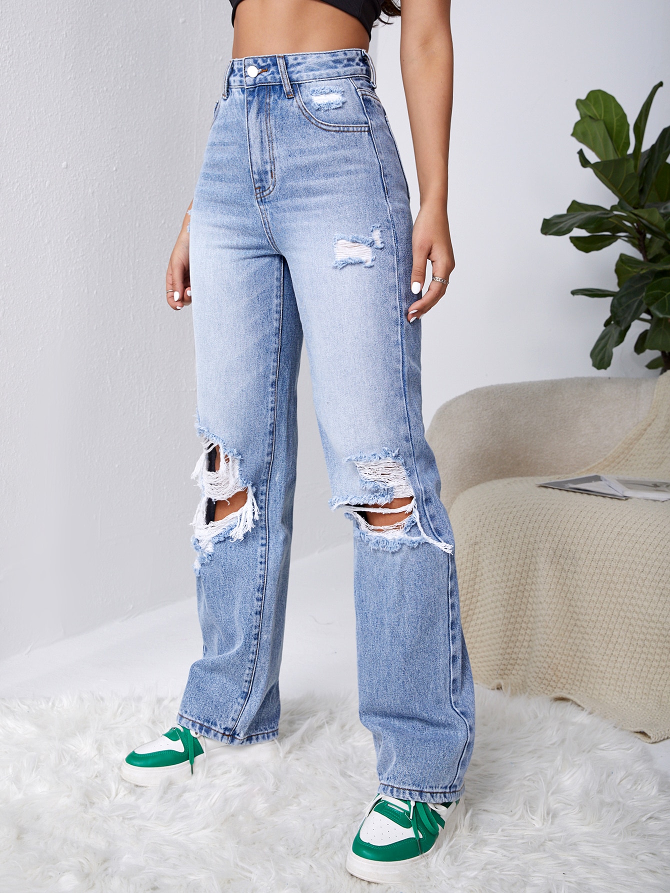 Cut Out Ripped Straight Leg Jeans