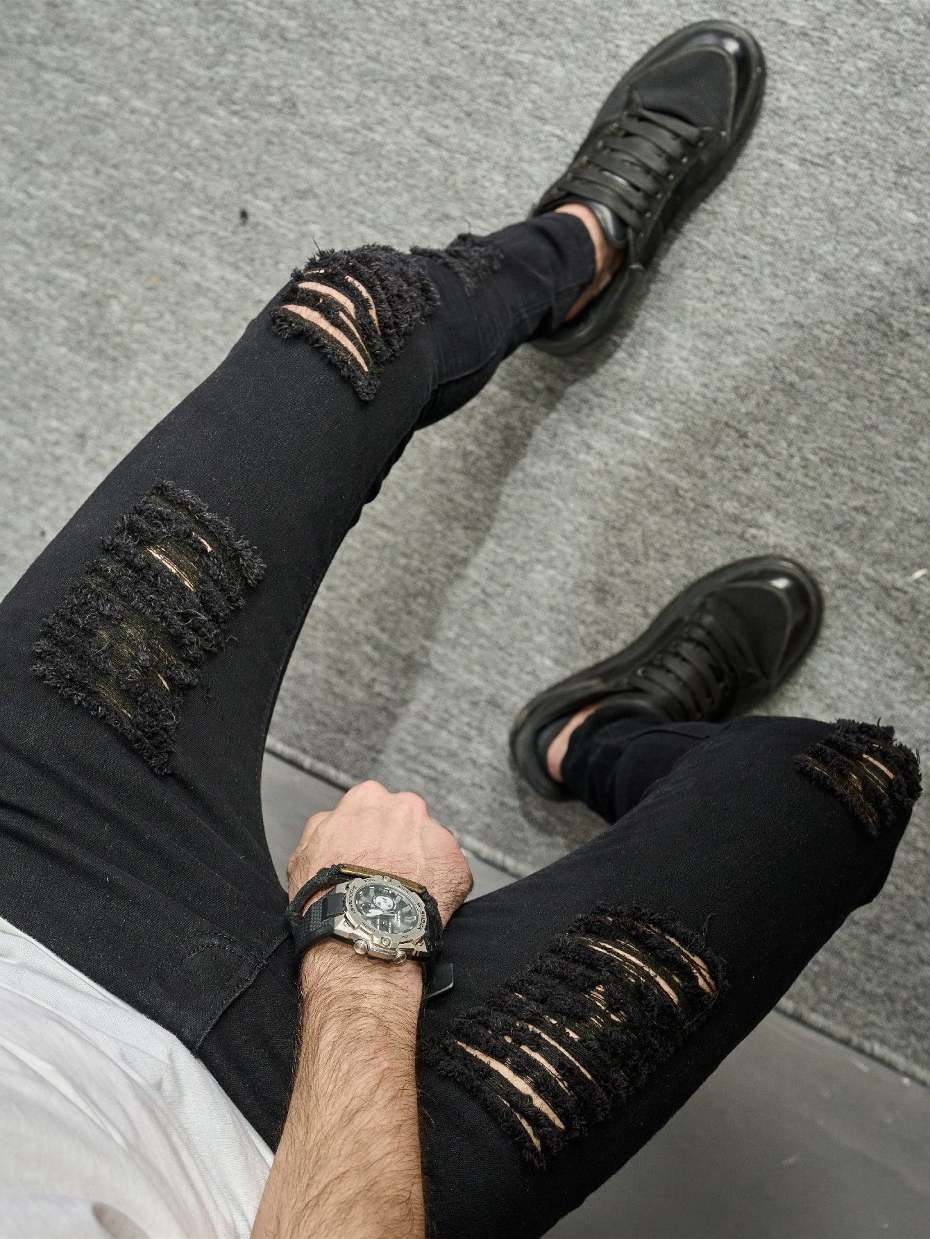Guys Ripped Jeans