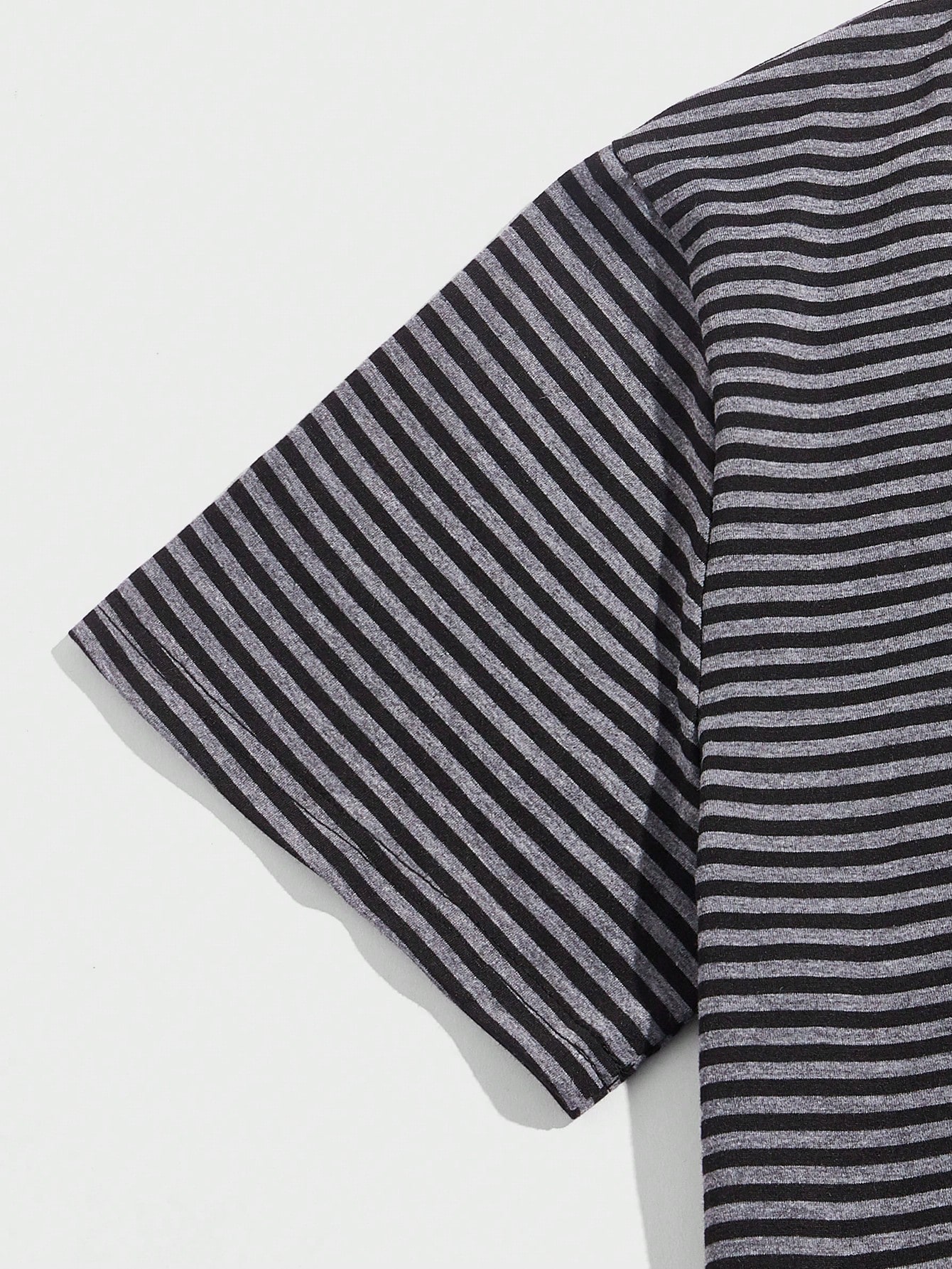 Goth Guys Striped & Skull Print Tee