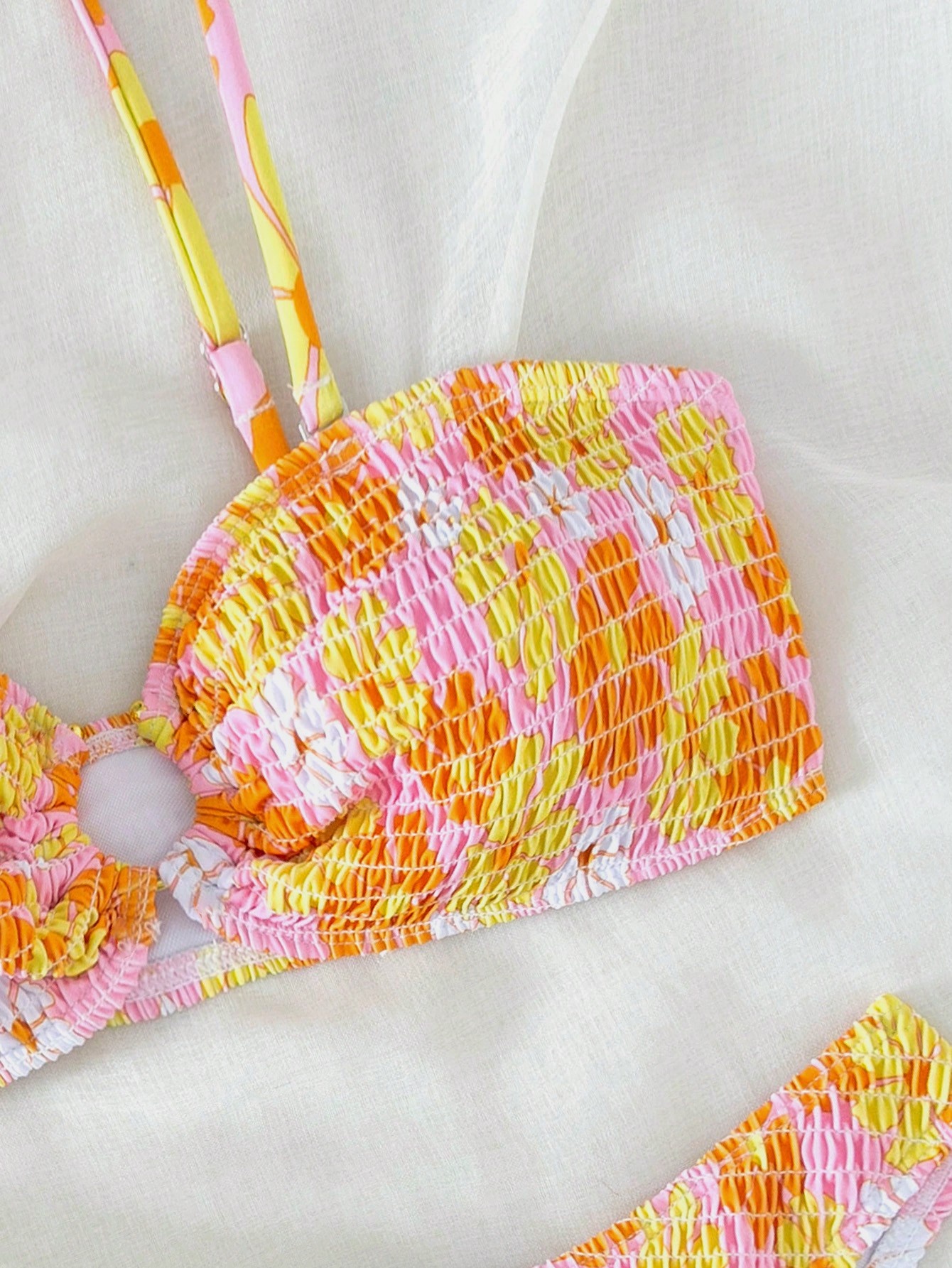 Floral Smocked Ring Linked Bikini Set For Summer Beach