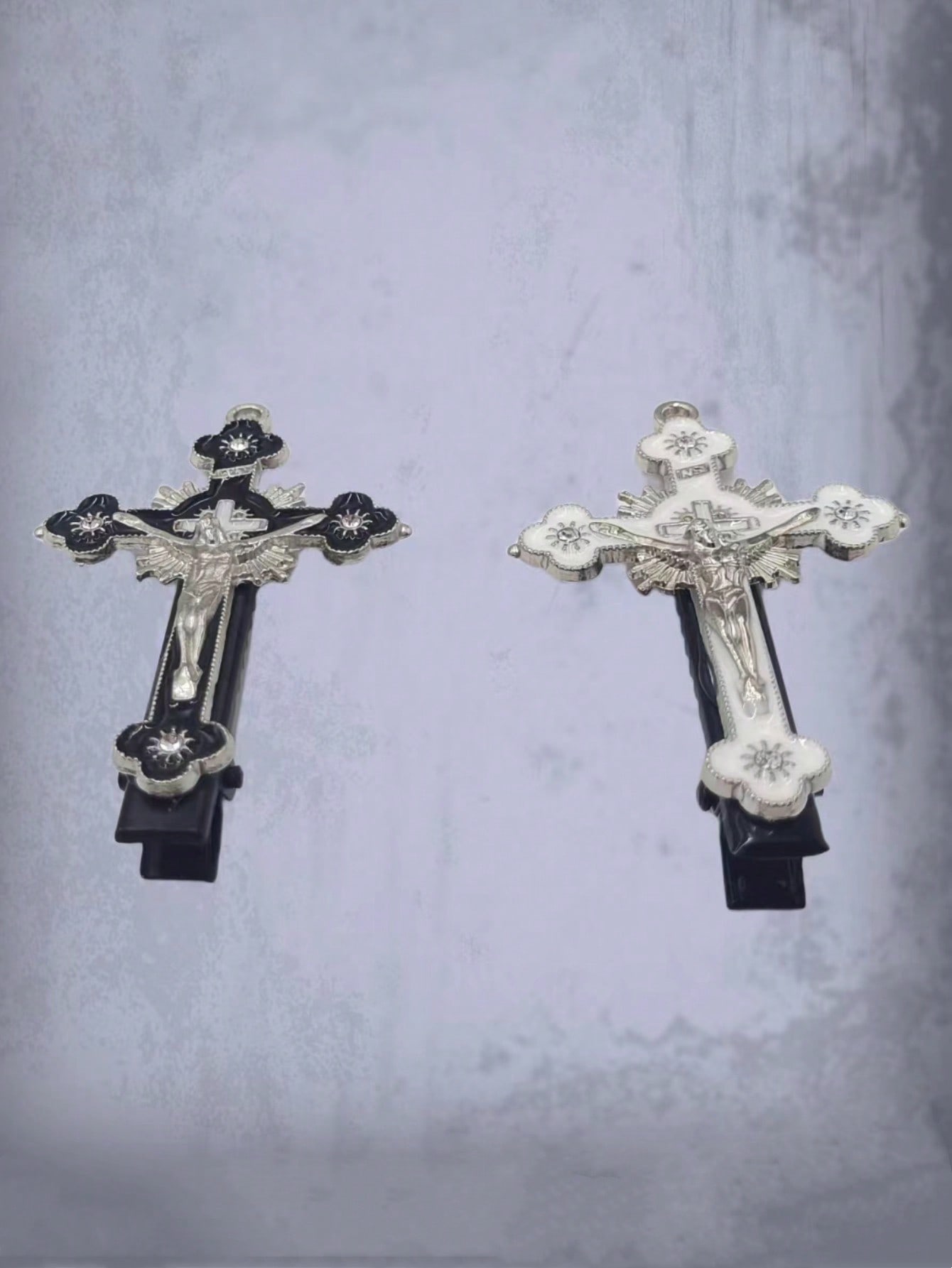 Goth 2pcs Women Cross Decor Hair Clip Street