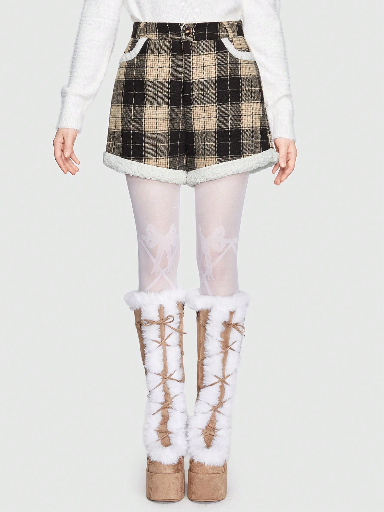 Kawaii Plaid Pattern Teddy Panel Shorts