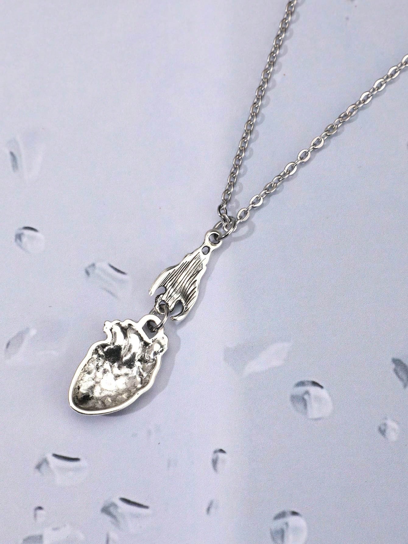 Goth Heart-Shaped Pendant Necklace
