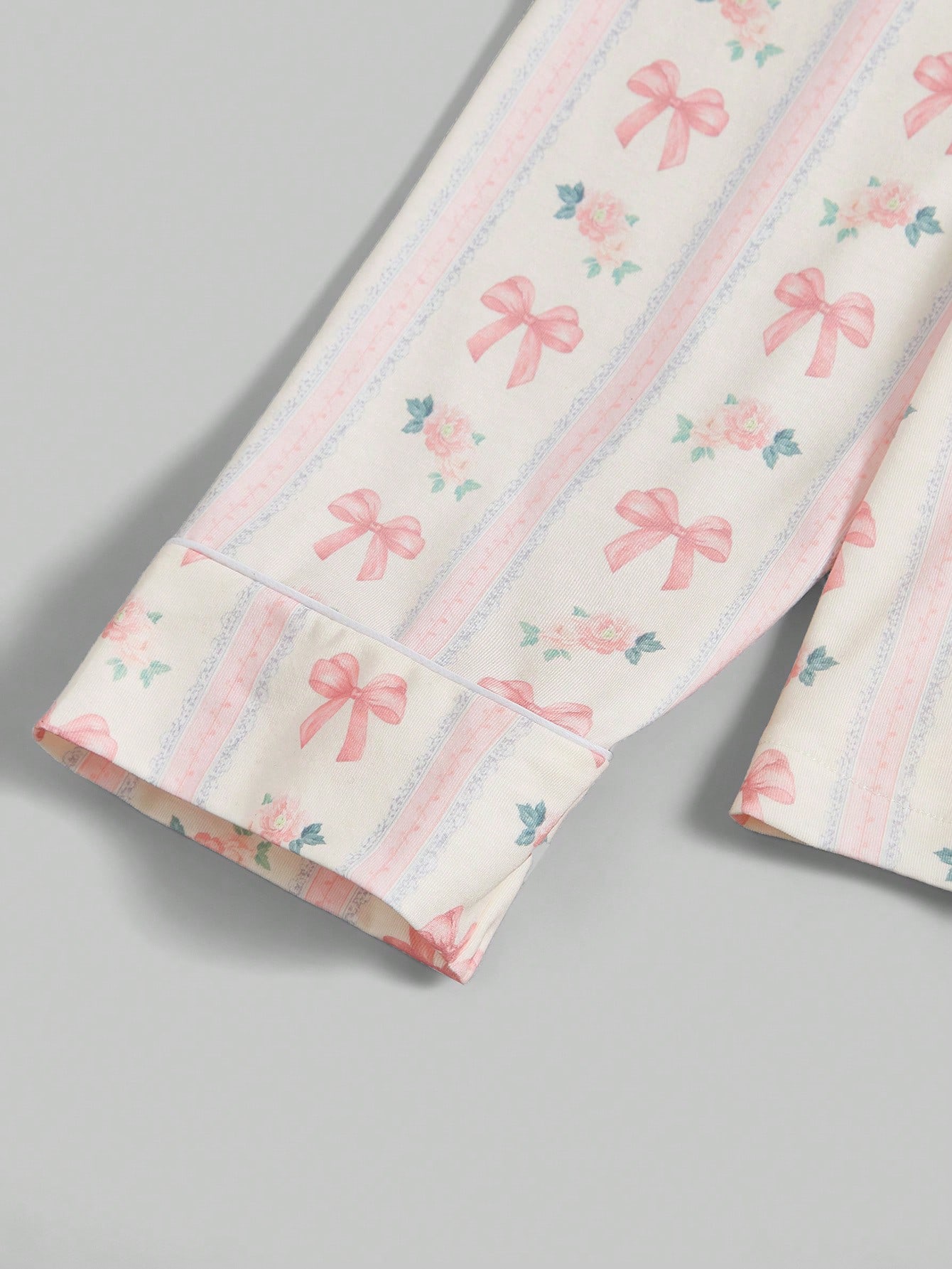 Kawaii Plus Size Vertical Striped Butterfly Floral Pajama Set, School