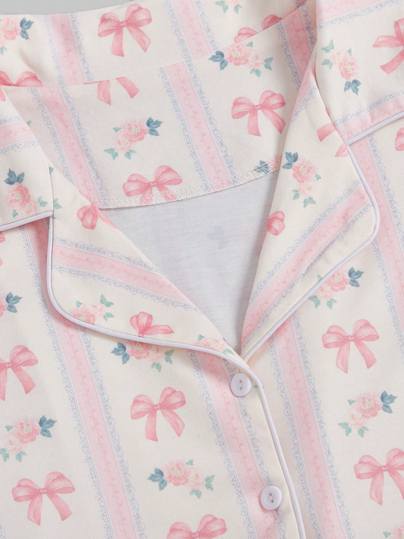 Kawaii Plus Size Vertical Striped Butterfly Floral Pajama Set, School