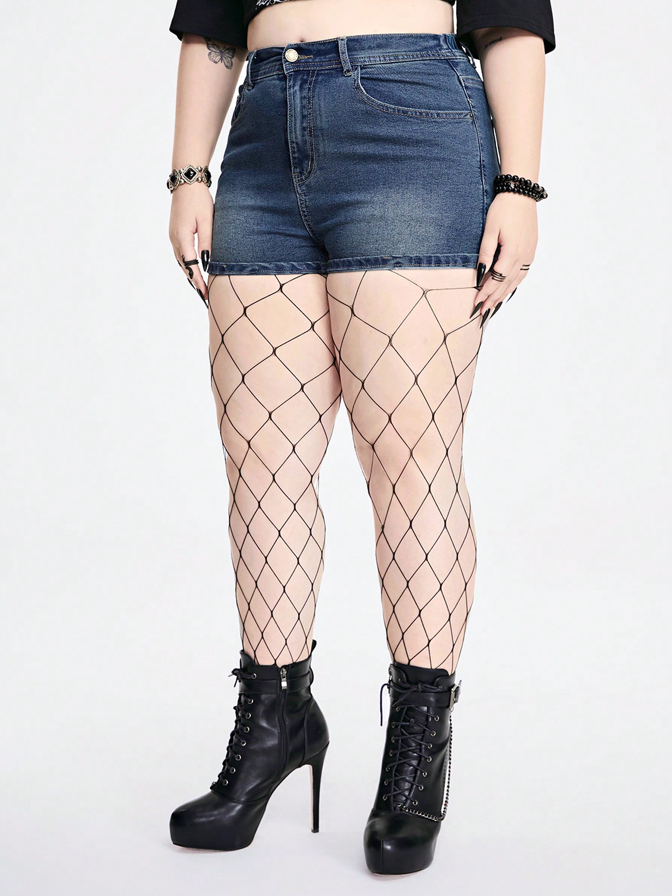 Hippie Fashionable Plus Size Women Star Printed Denim Shorts