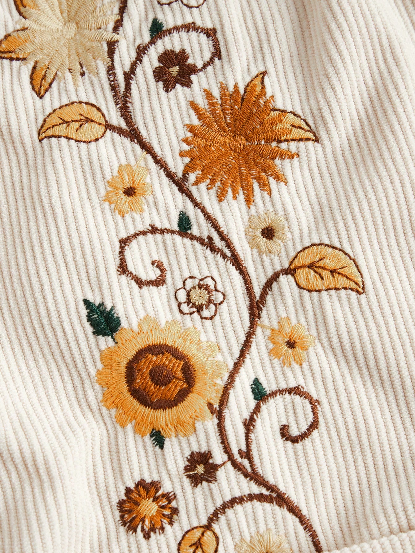 Hippie Plus Floral Embroidery Roll Hem Shorts, For Winter