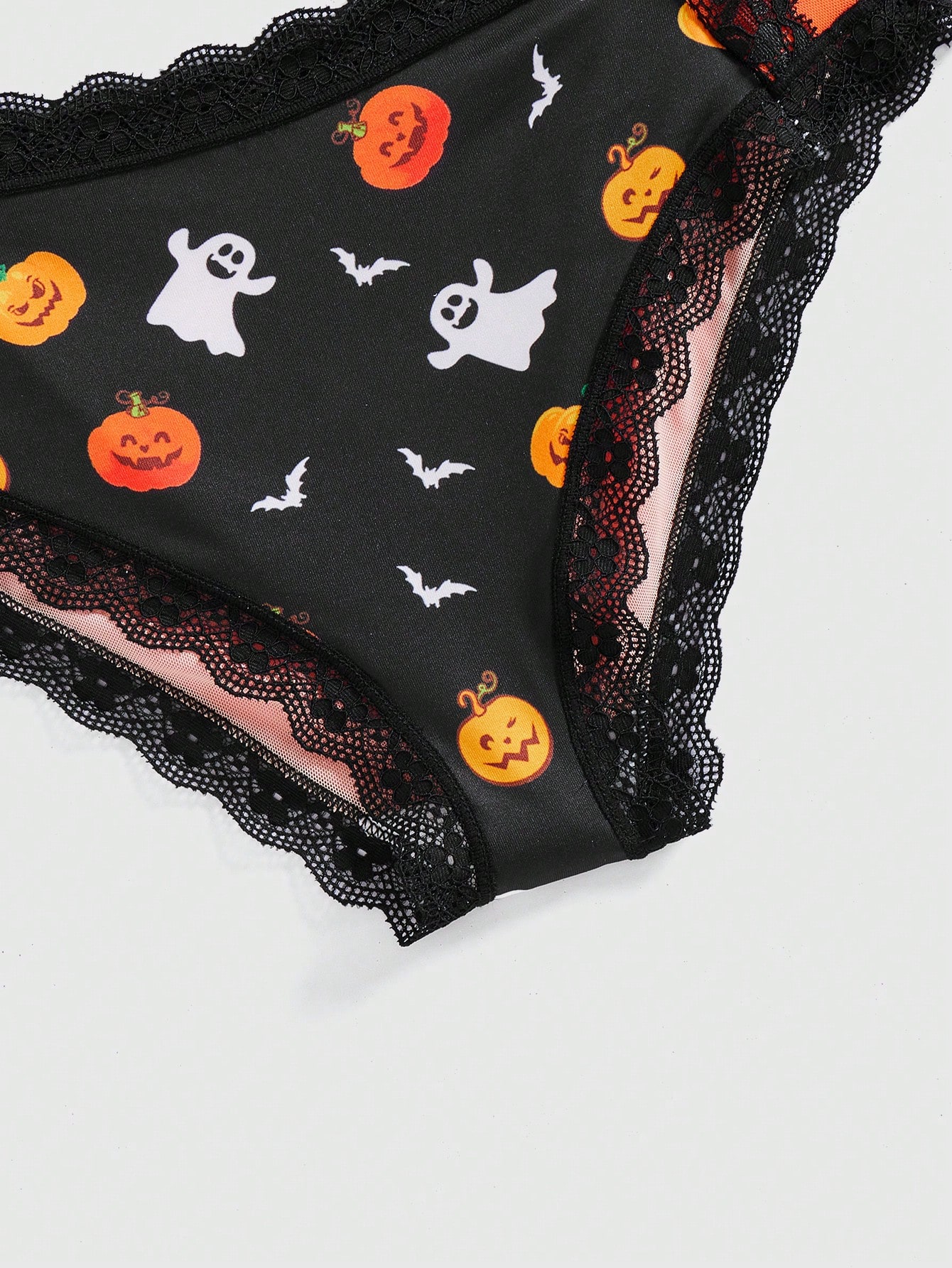 3pcs/Pack Dark Halloween Pumpkin Skull Spider Web Ghost Bat Allover Print Lace Patchwork Contrasting Color Thong Panties