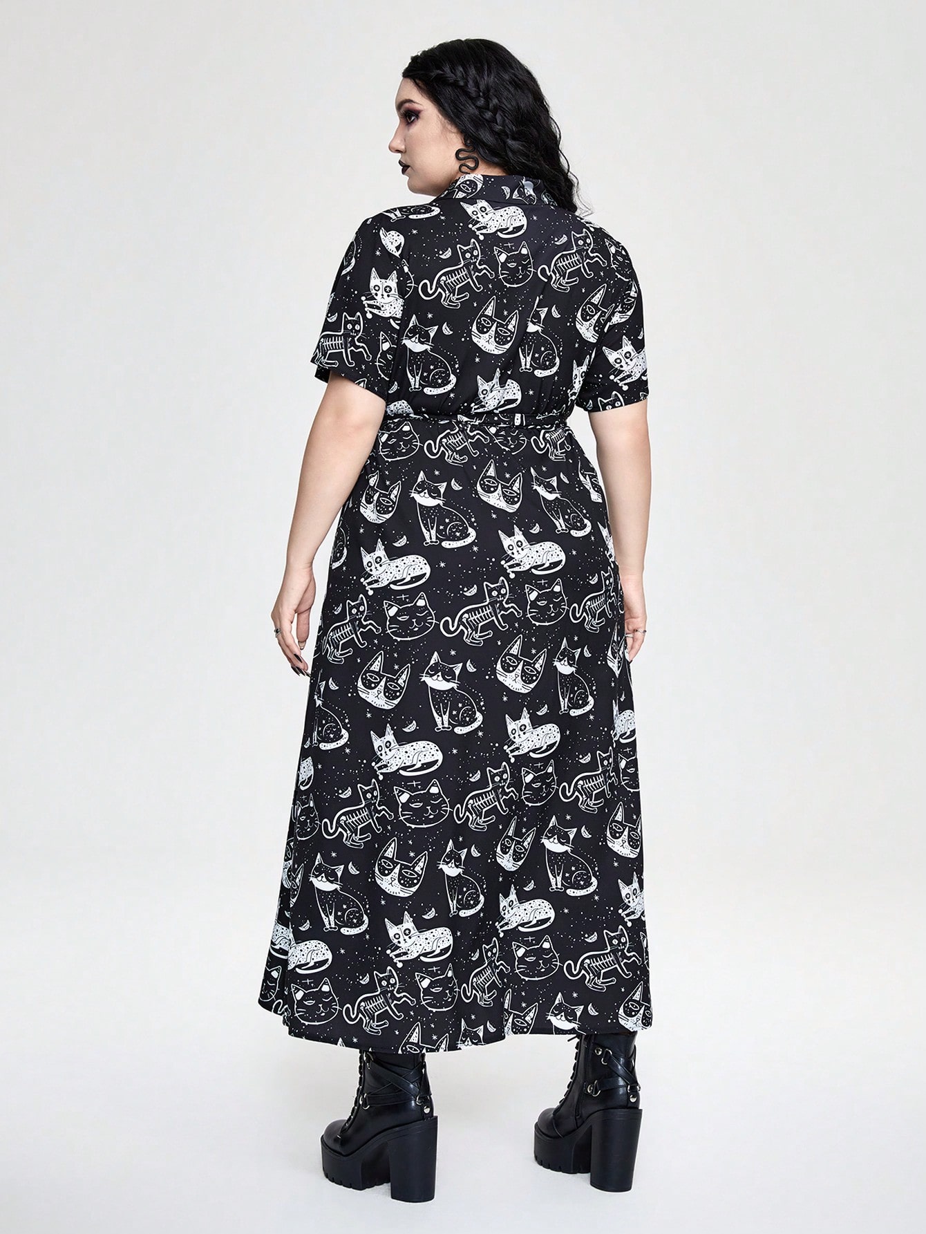 Goth Plus Size Moon, Sun, Star & Cat Allover Print Short Sleeve Casual Loose Comfortable Shirt Dress
