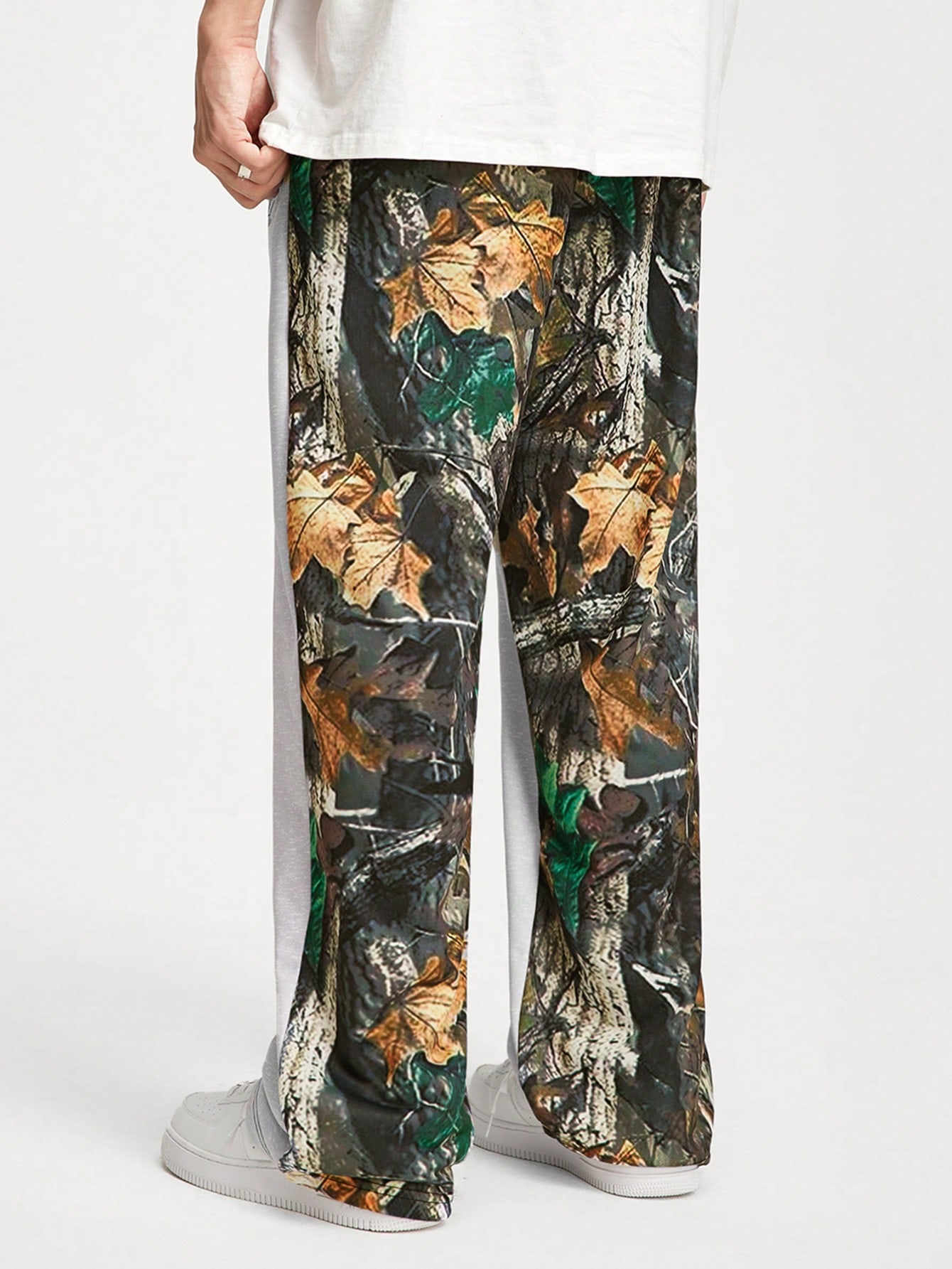 Street Life Men's Front Tie All Over Camo Print Casual Sweatpants