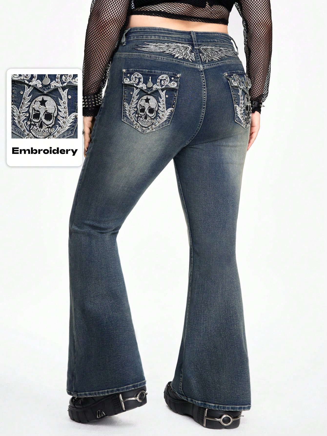 Grunge Punk Plus Size Women's Wings & Skull Embroidered Rhinestones Decor Flare Jeans, Punk Style