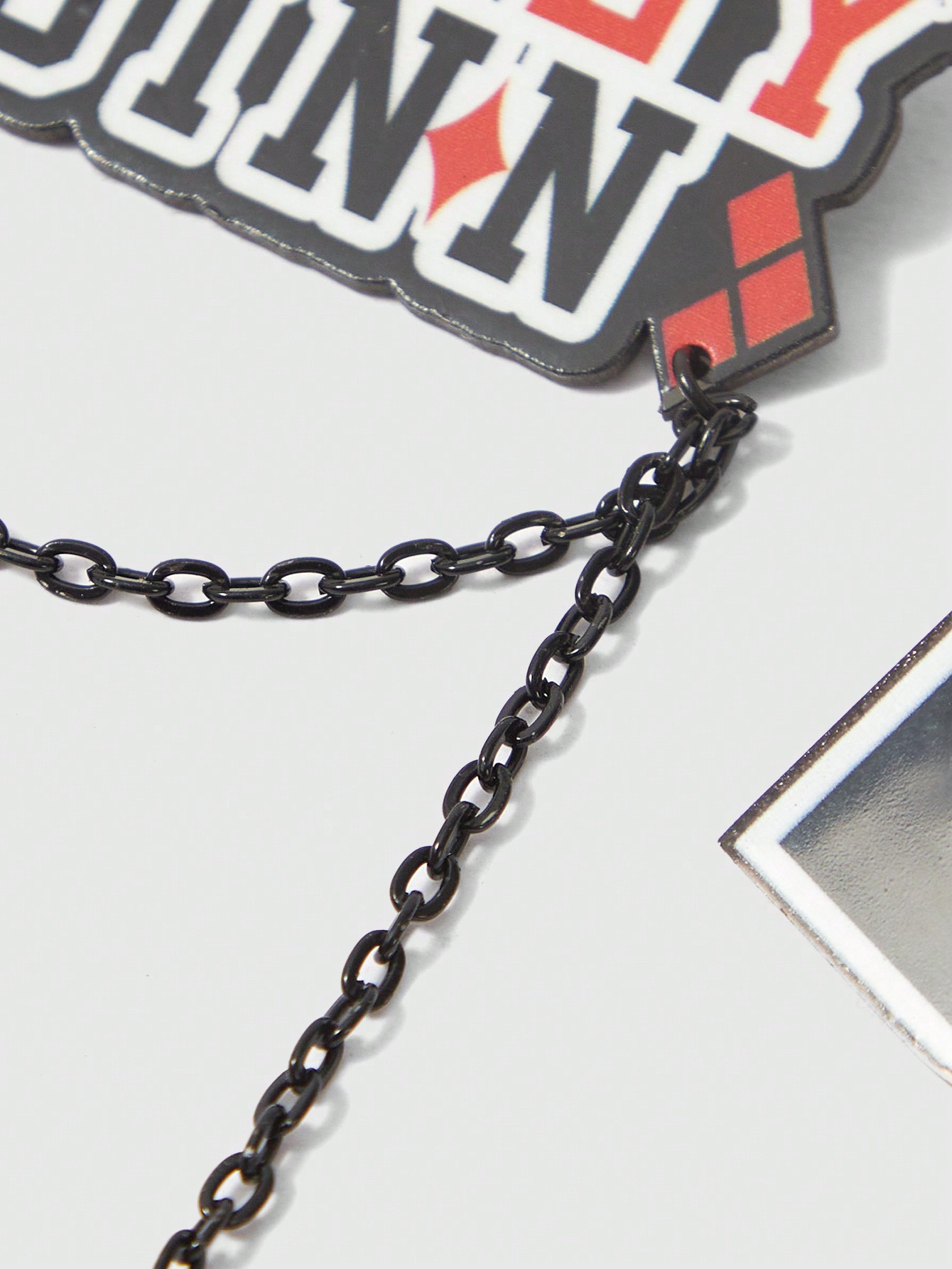 Harley Quinn | ROMWE 3pcs Number & Letter Design Brooch