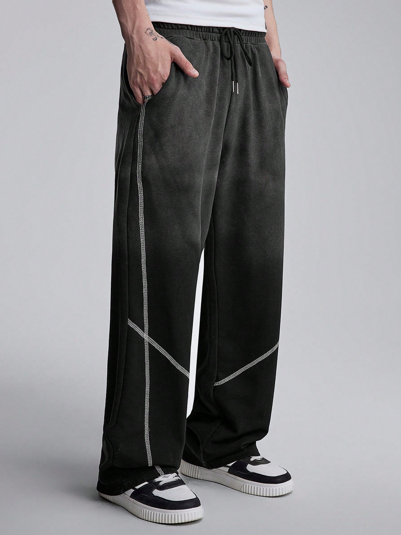 Street Life Men's Drawstring Waist Straight Leg Loose Casual Sweatpants