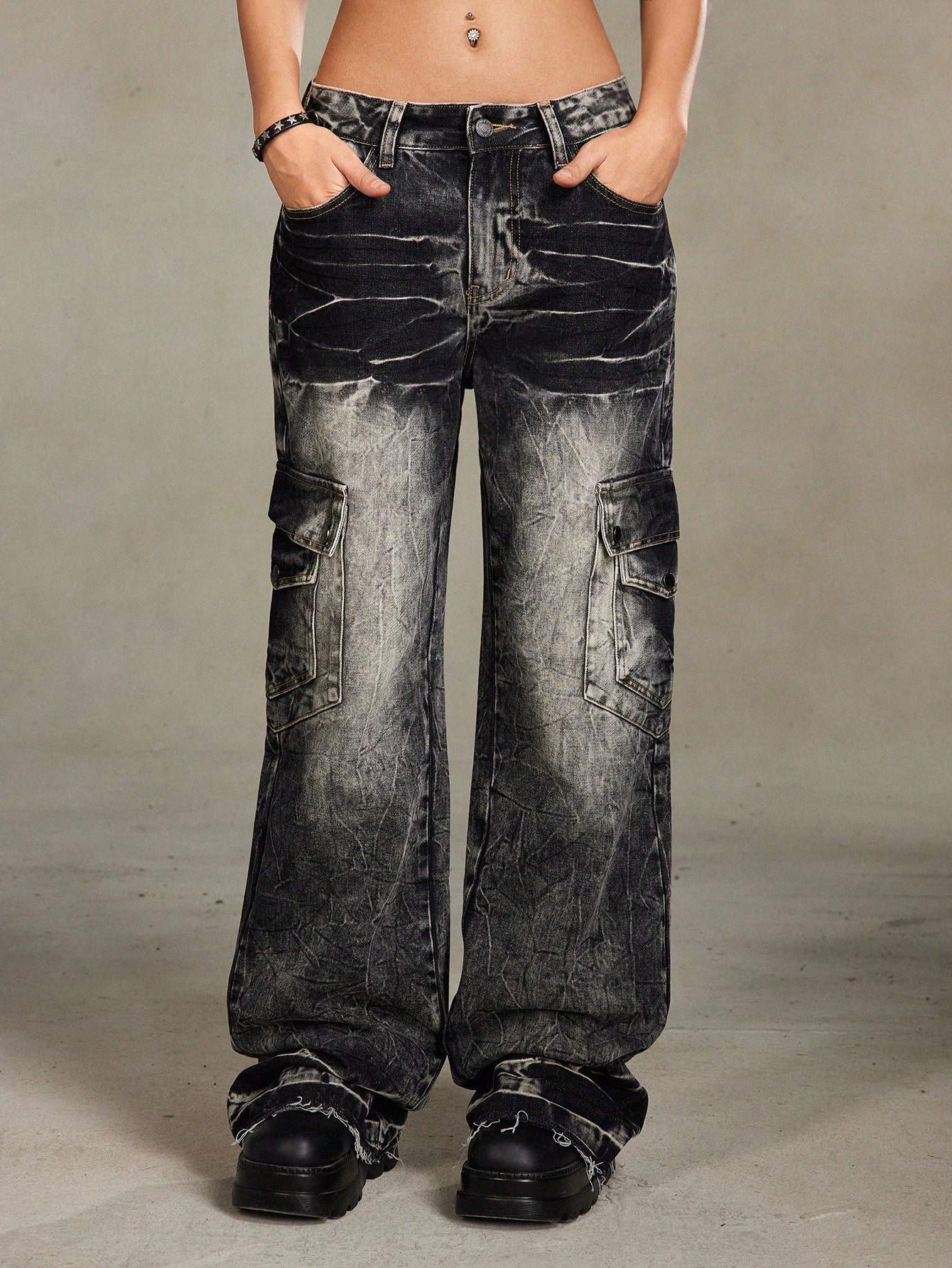 Grunge Punk Loose Street-Style Retro Distressed Gradient Pleated Multiple Pockets Vintage Wash Women Jeans