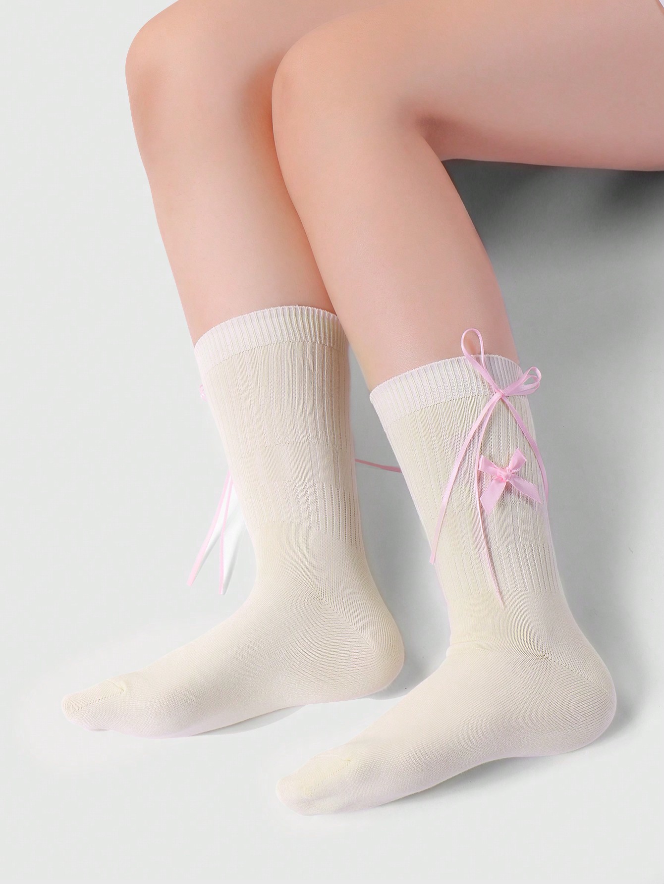 Kawaii 1 Pair Korean Style Cute Sophisticated High-Quality Soft & Warm Beige Vertical Stripe Pink Ribbon Bow Decor JK Socks, Thigh High Socks, Suitable For Women And Girls Daily Outfit. Comes In A Gift Box Packaging.