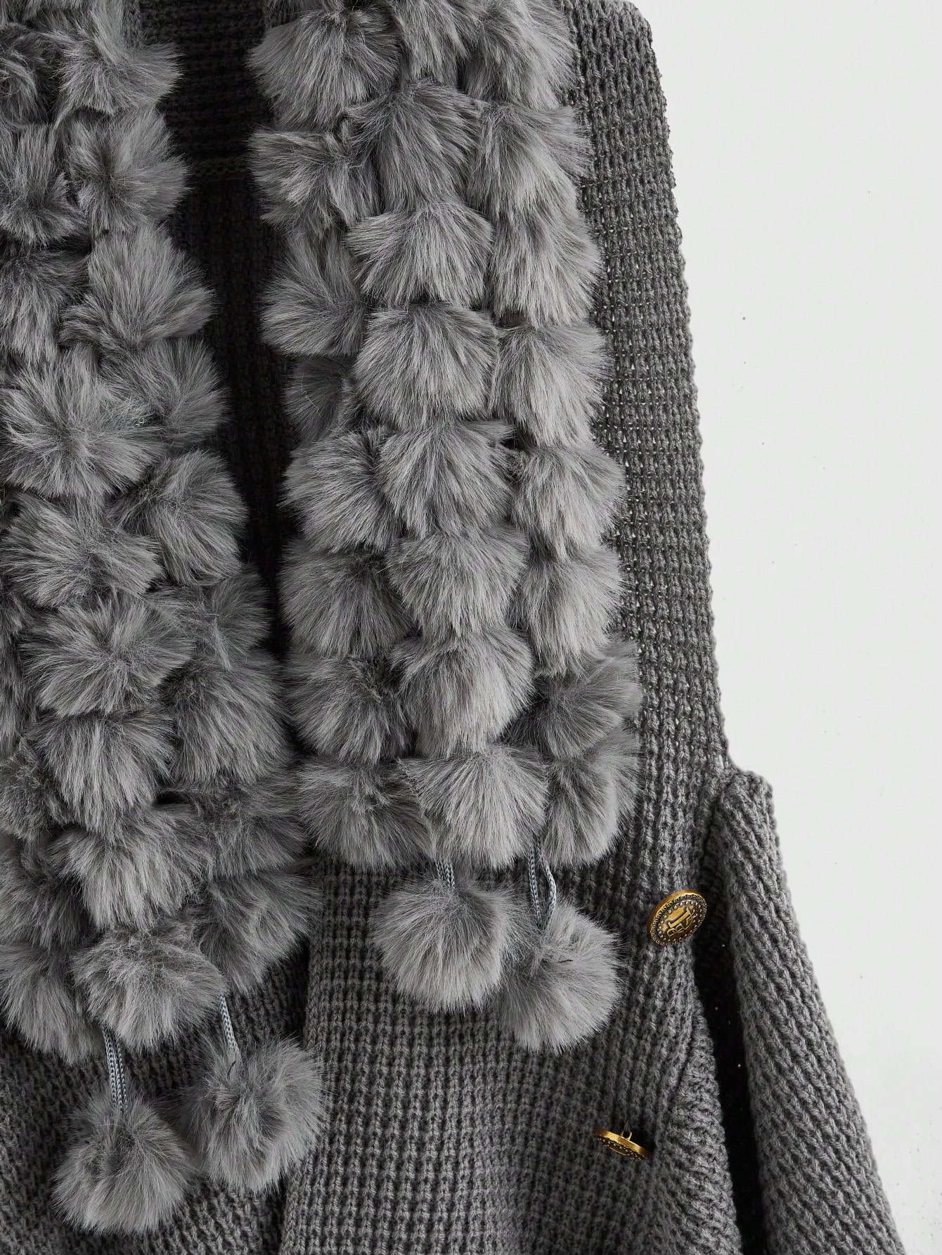 J-Fashion Vintage Fuzzy Ball Detachable Sweater Vest