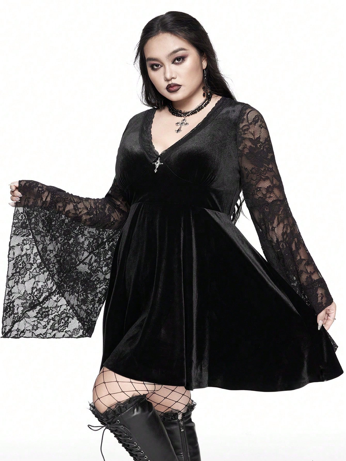 Goth Goth Style Velvet & Contrast Lace Flare Sleeve Cross Metal Decor Bodycon Plus Size Dress, For Winter, For New Year