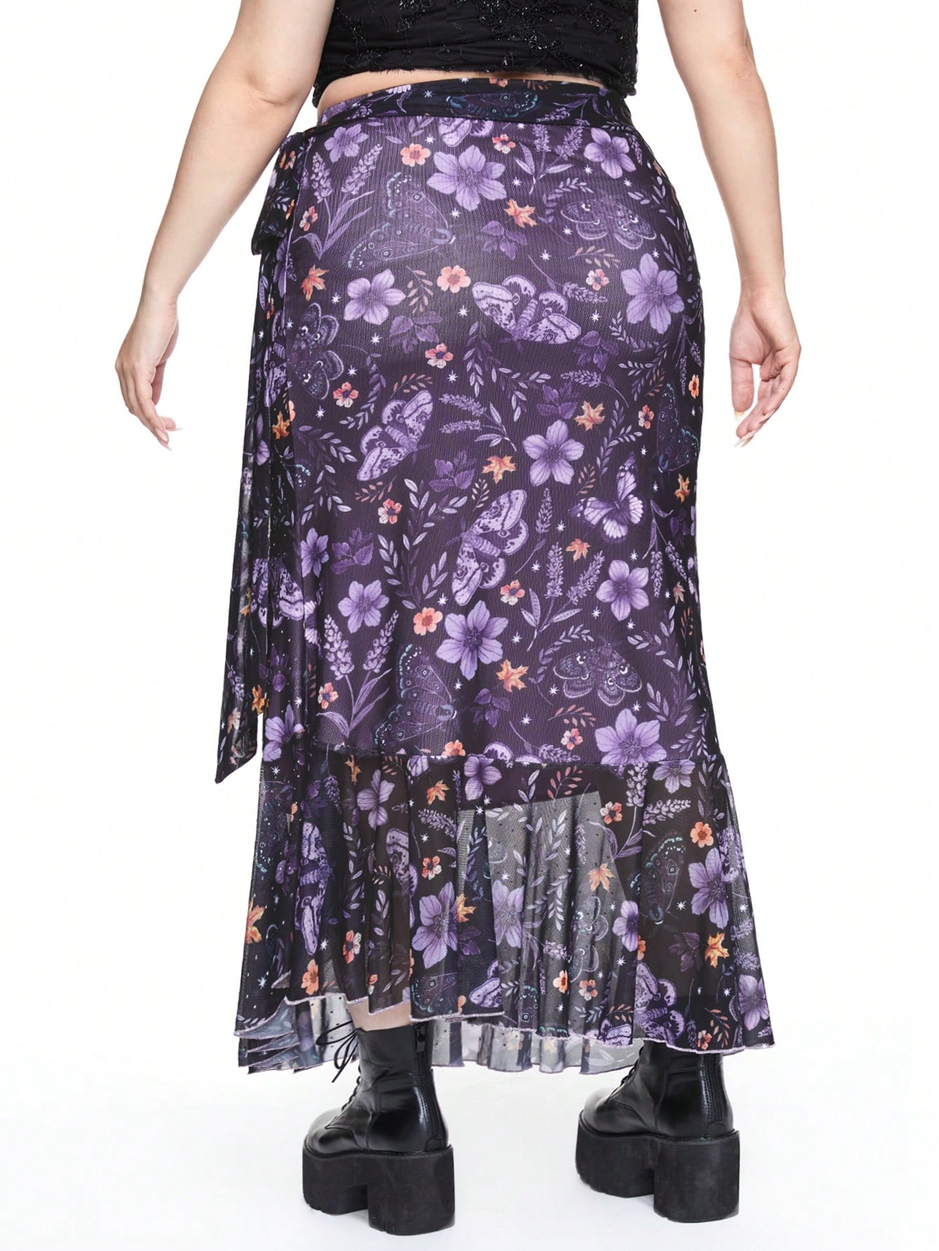 Fairycore Plus Size Fashion Flower & Moth Print Ruffled Hem Skirt